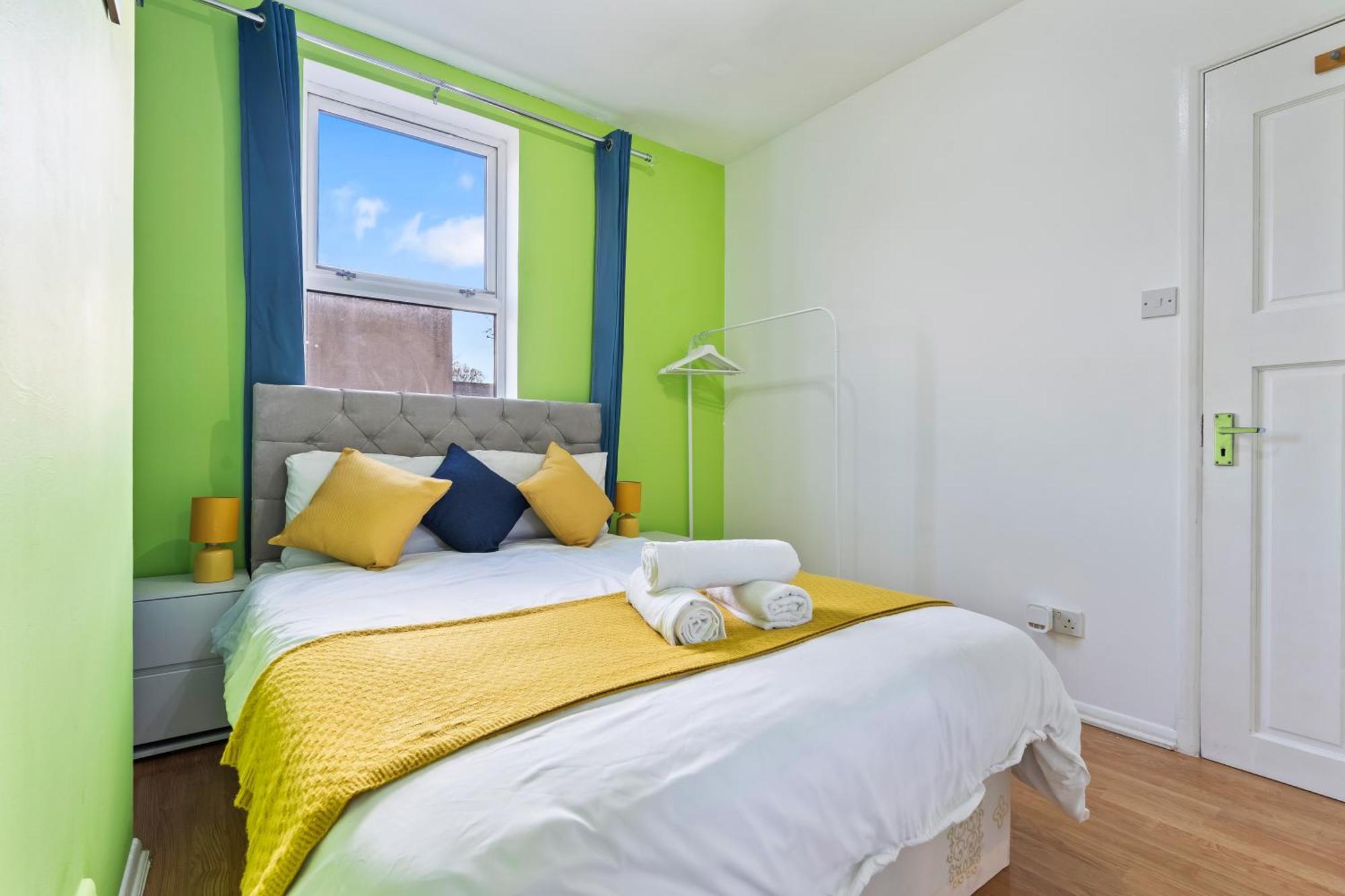 Comfy 4Br House Close To Subway London Eksteriør billede