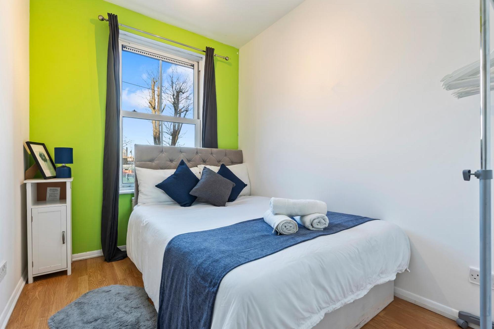 Comfy 4Br House Close To Subway London Eksteriør billede