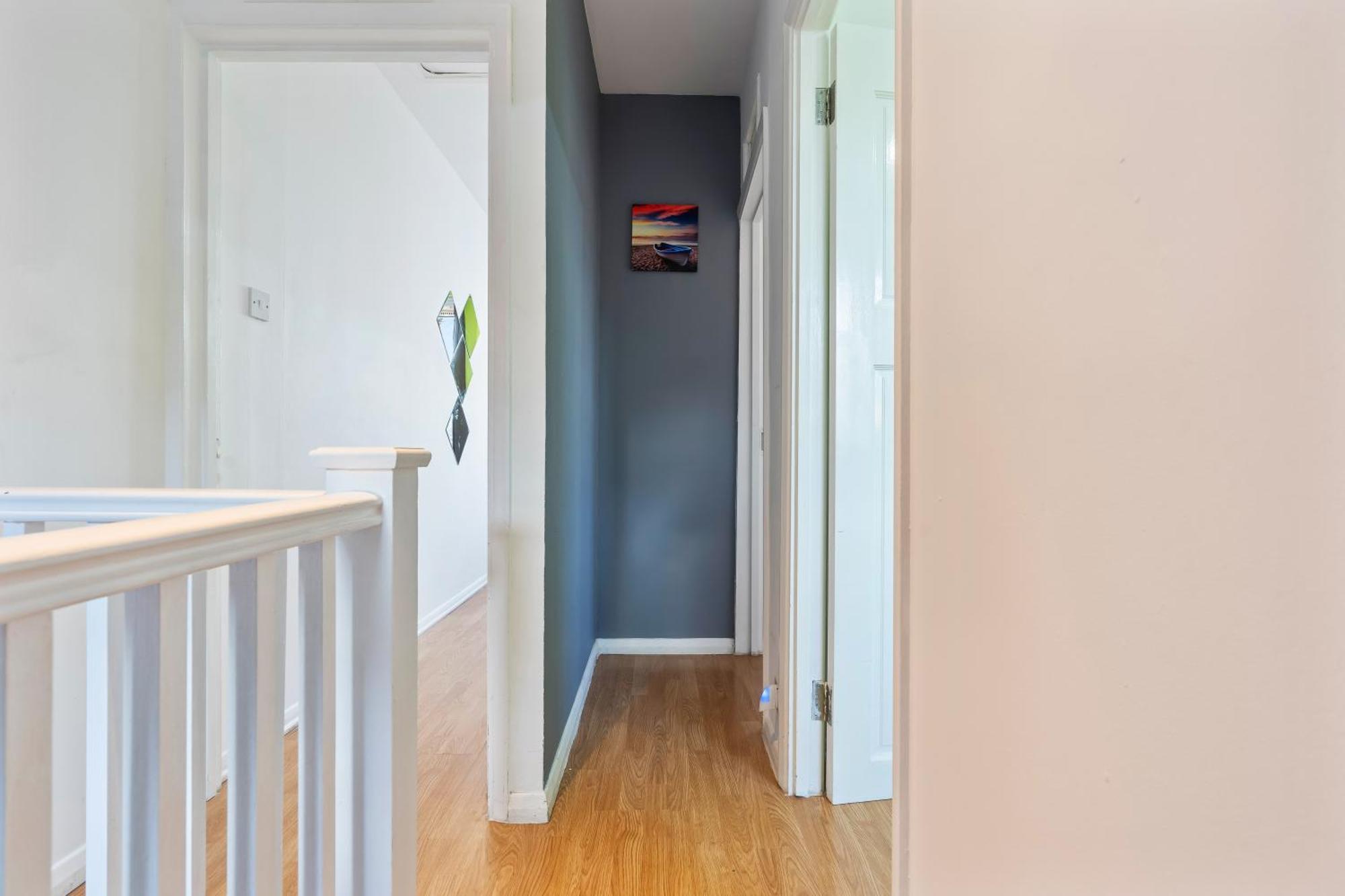 Comfy 4Br House Close To Subway London Eksteriør billede