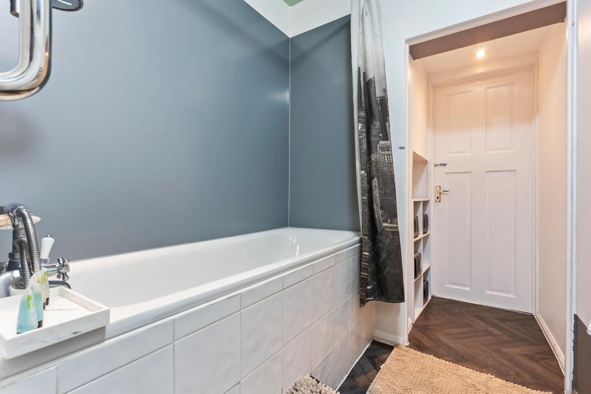 Comfy 4Br House Close To Subway London Eksteriør billede